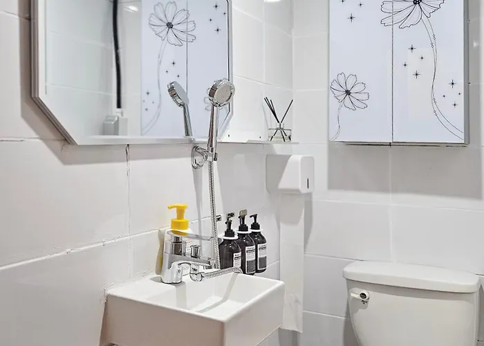 Villa Cozy M Hongik,univer 6min, Sinchon Station 4min, Cozy, Confortable Seoul